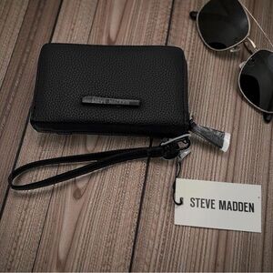 Steve Madden Black Double Zip Wallet Wristlet Pebbled Faux Leather NWT